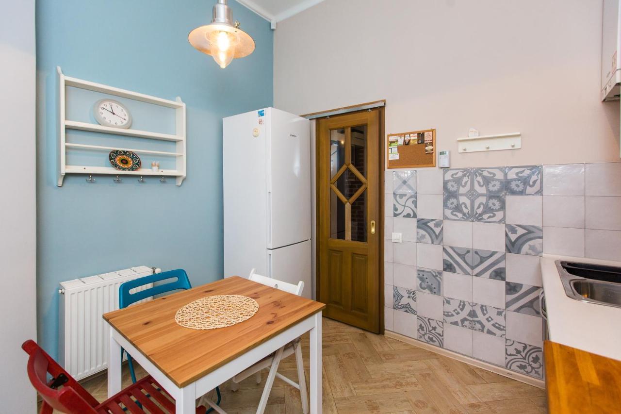 Light And Spacious Apartment On Gazova Str Leopoli Esterno foto