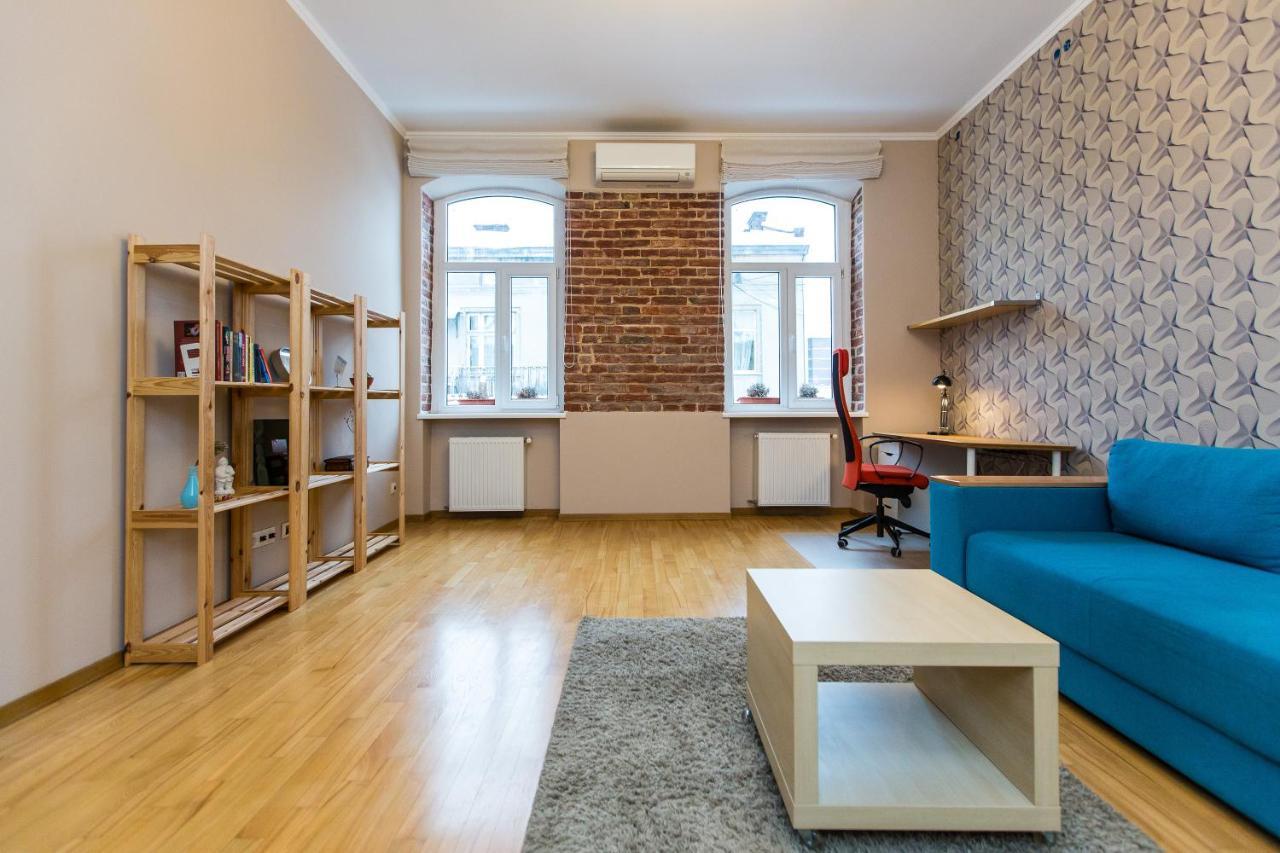 Light And Spacious Apartment On Gazova Str Leopoli Esterno foto